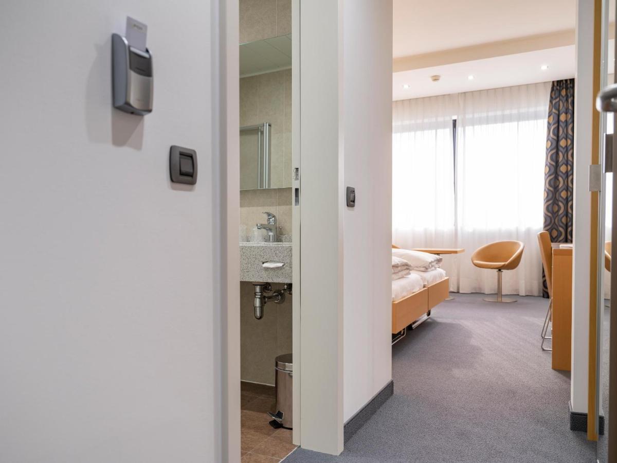 Hotel Coronado Mendrisio Bagian luar foto