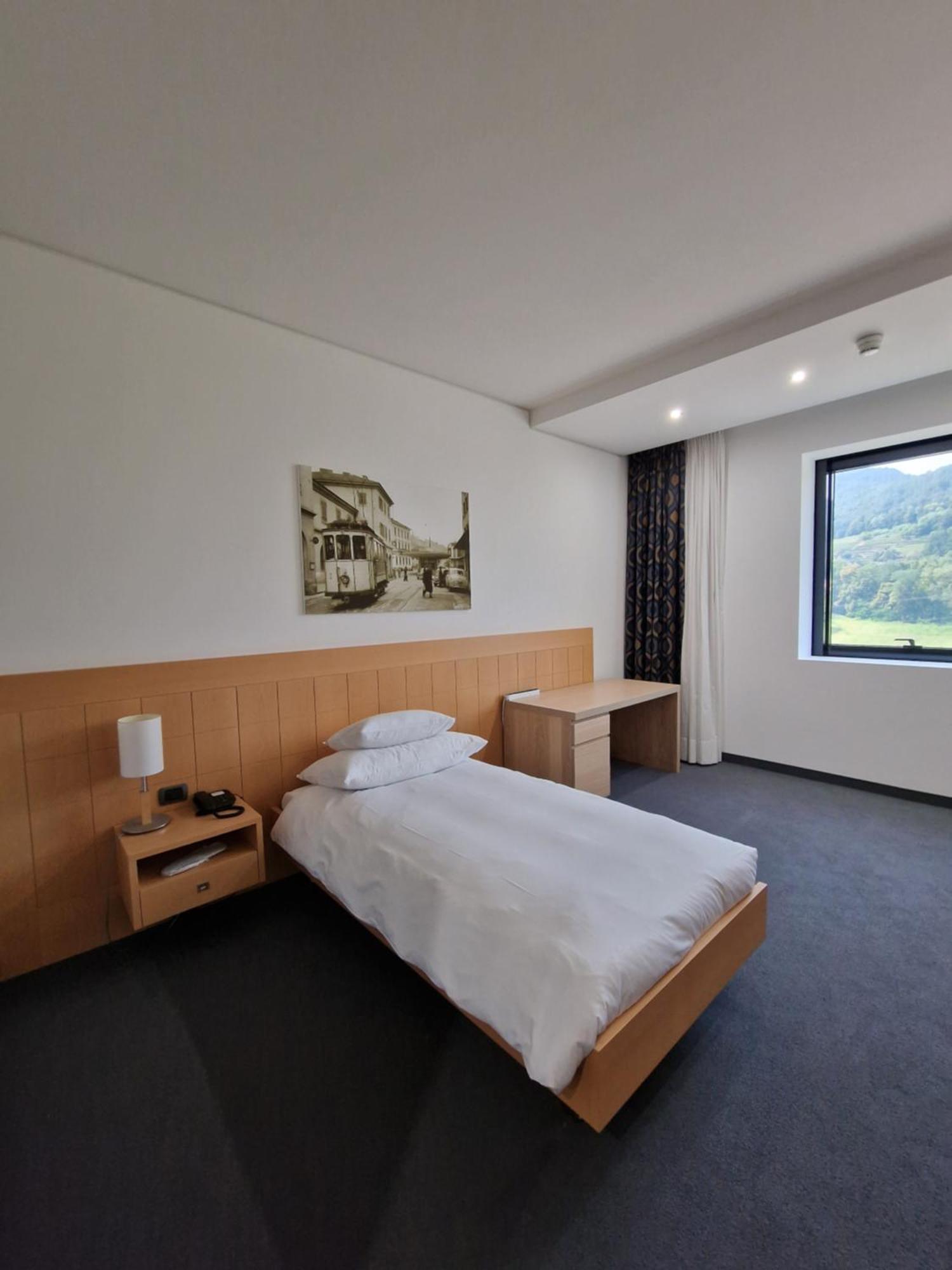 Hotel Coronado Mendrisio Bagian luar foto